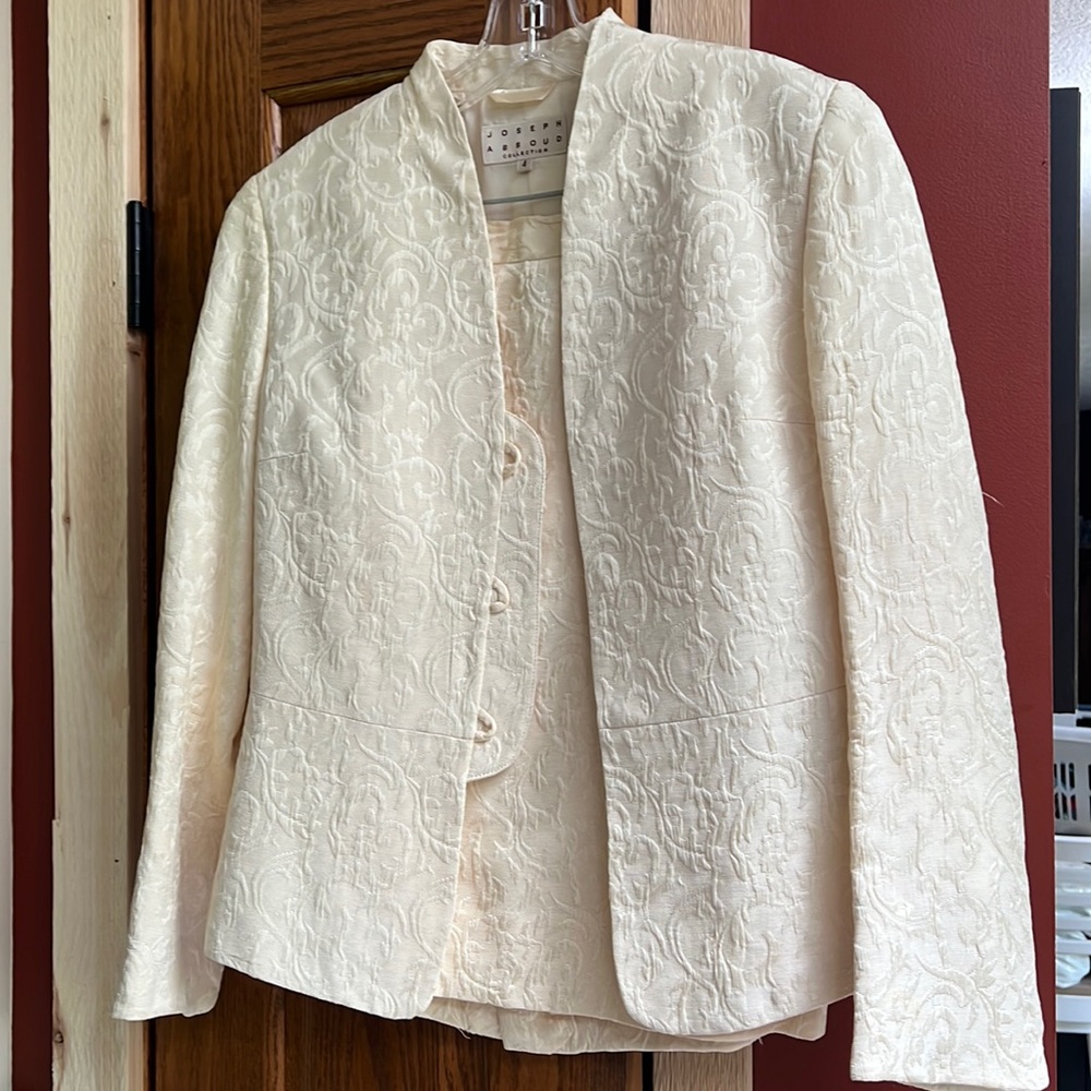 Joseph Abboud women’s suit.